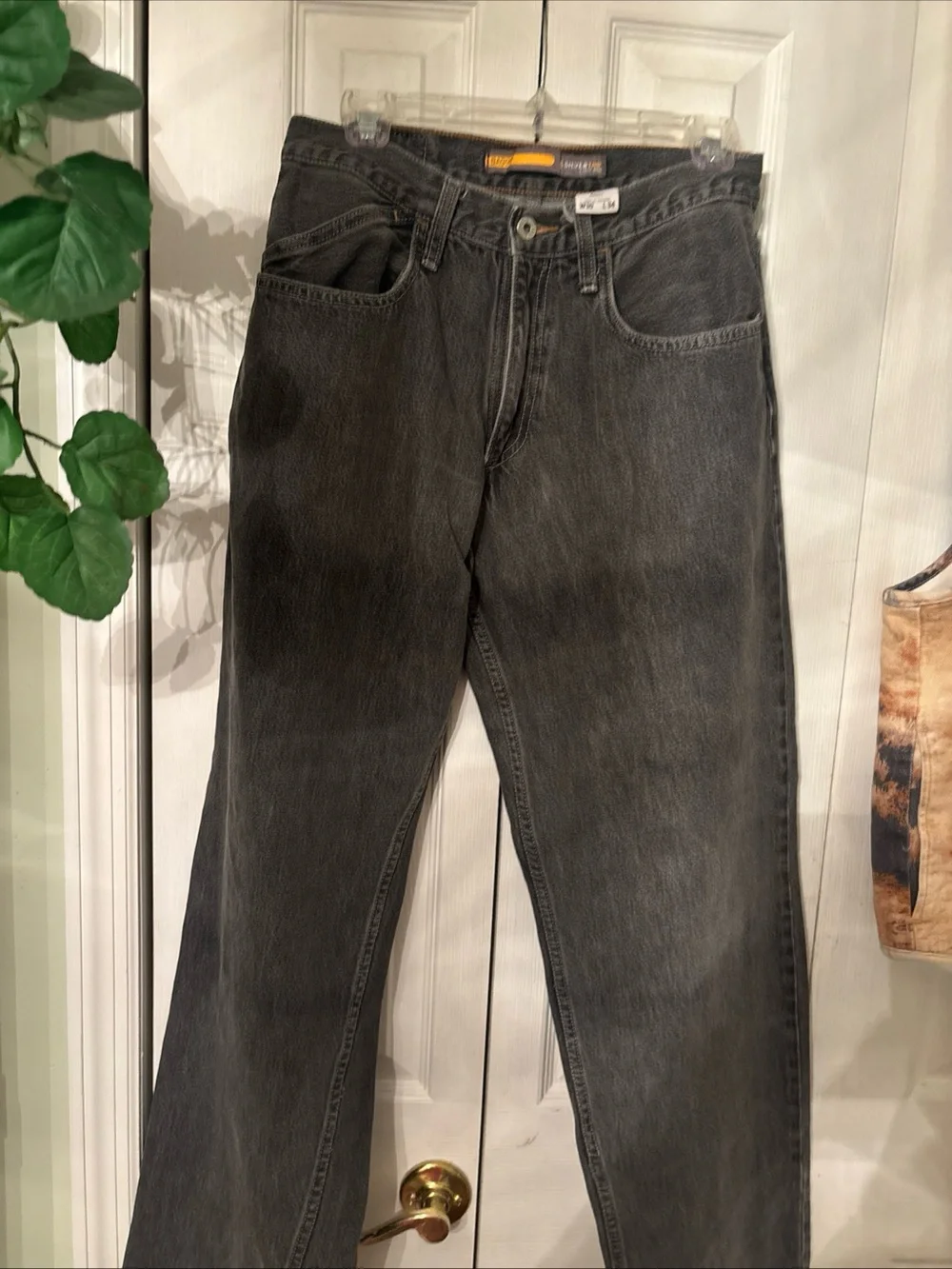 Vintage Silvertab Baggy Stonewashed Black Jeans w/2 Errors -SIZE 30-34-Good Cond